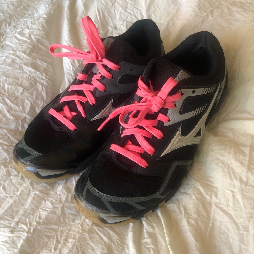 Mizuno Volleyball shoes